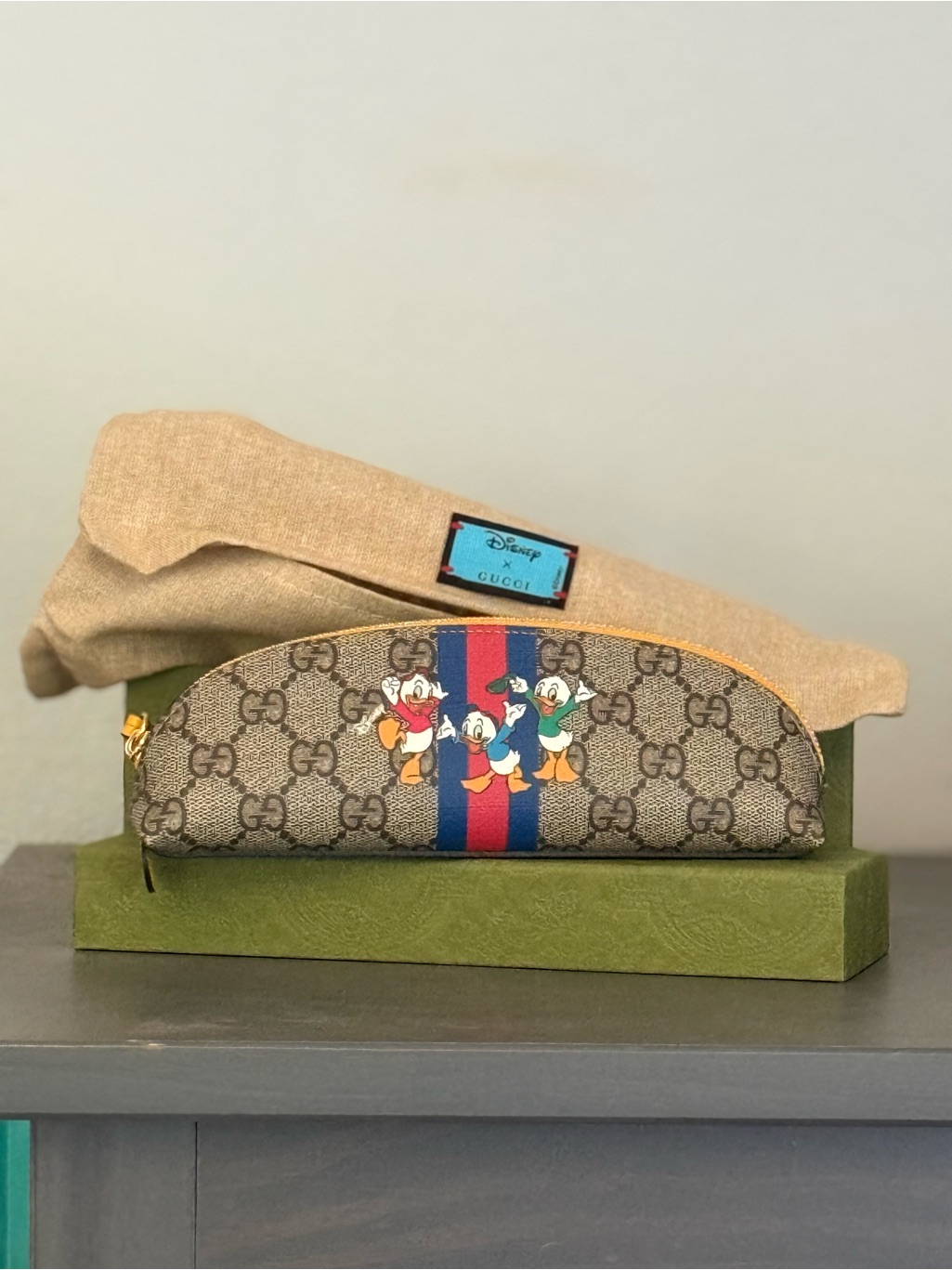 Gucci X Disney Gg Canvas Pencil Case/Pouch With Huey Dewey And Louie, New